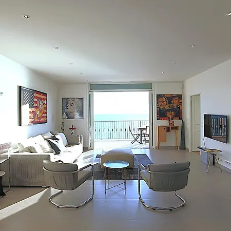 Apartment 130 M3 With 3 En-suite Bedrooms And Exceptional Sea View *